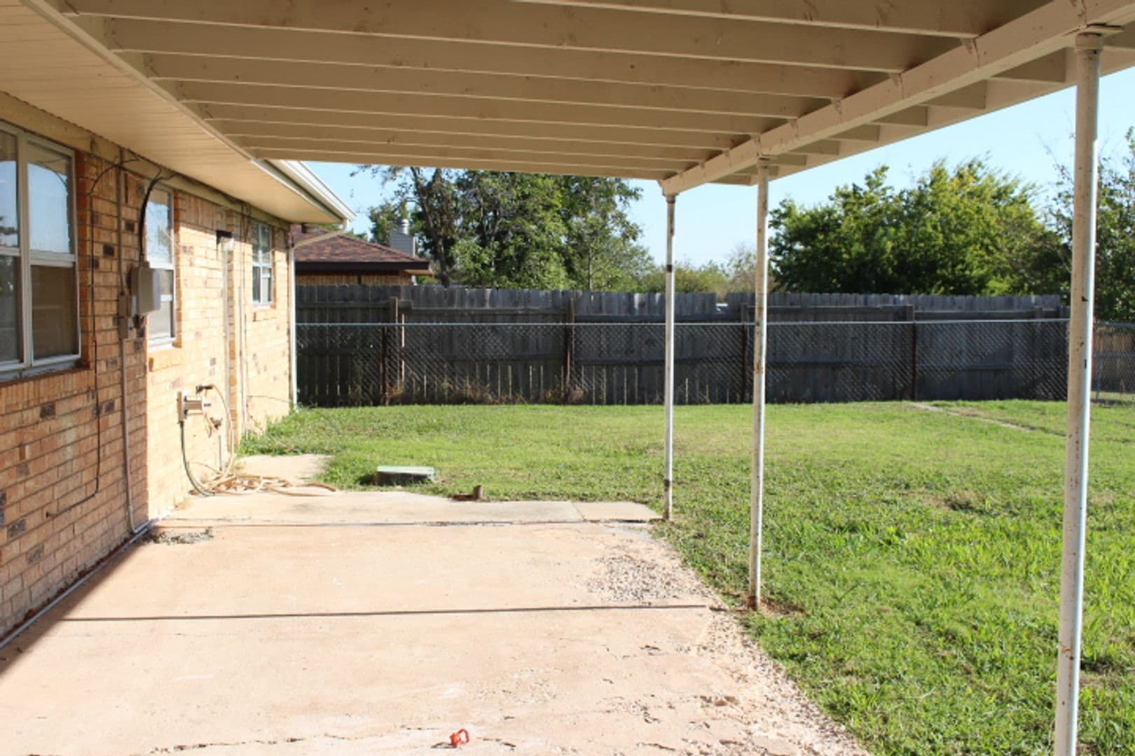 Lawton House: 313 SW 72nd Street