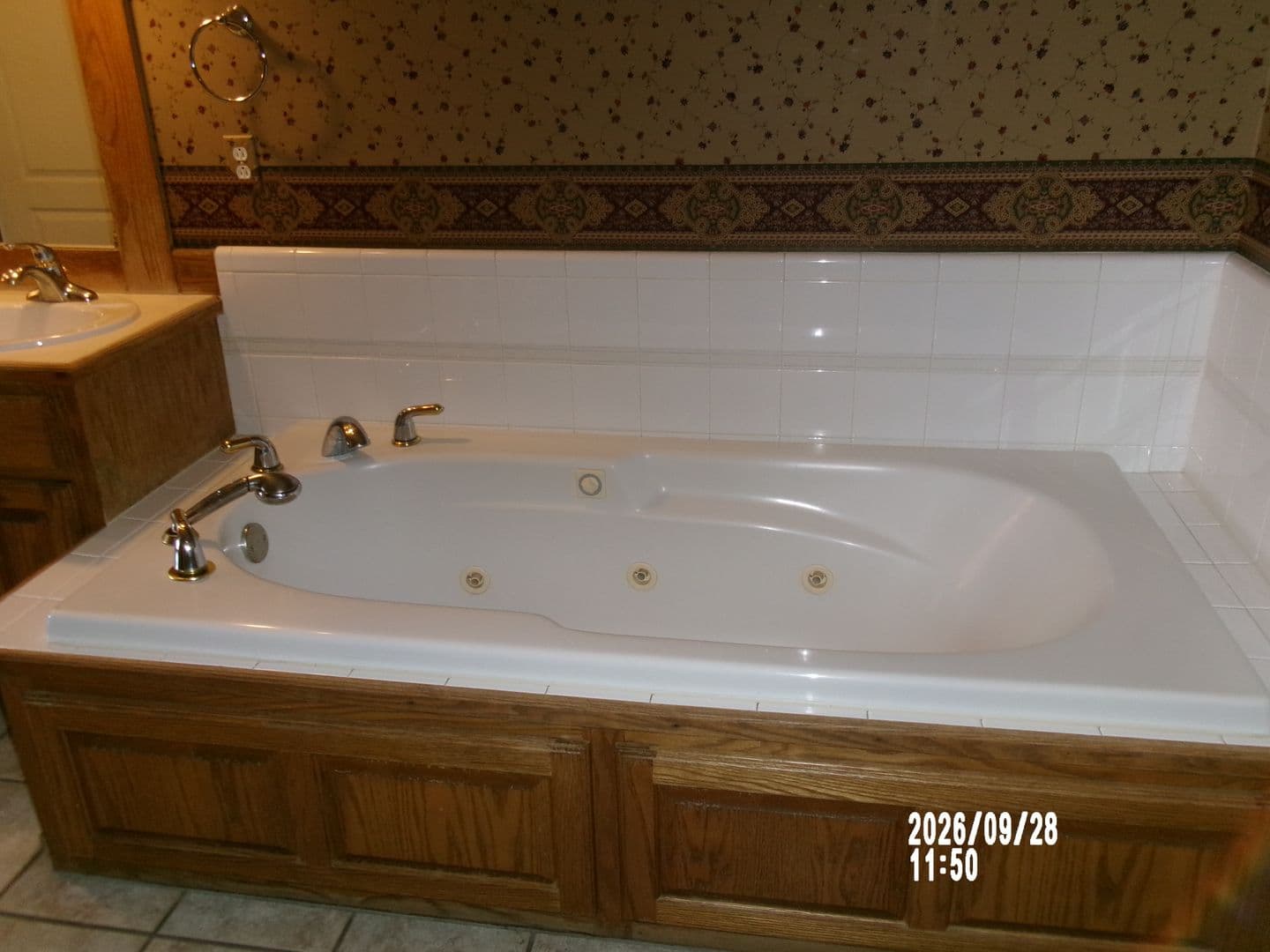 Lawton House: 6612 NW WIllow Tree Circle