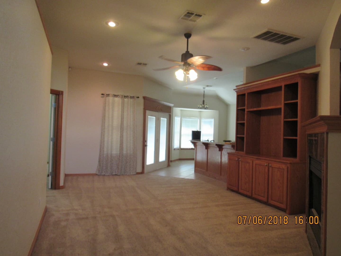 Lawton House: 6904 NW Maple Drive