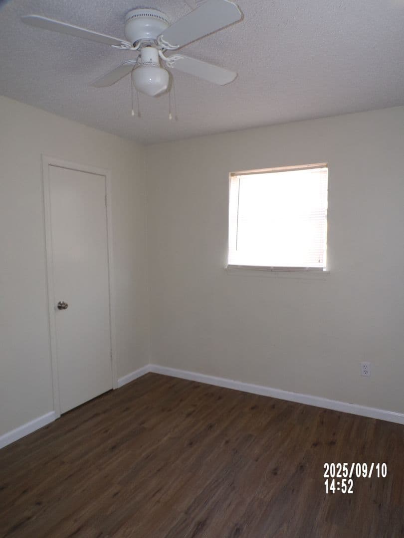 Lawton House: 4210 SW Summit Avenue