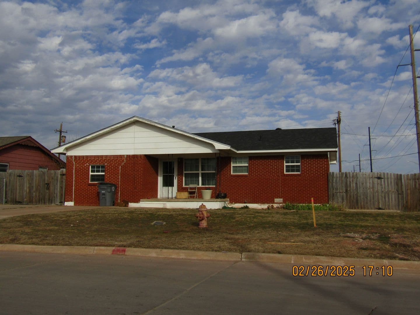 Lawton House: 1024 SW 42nd Street