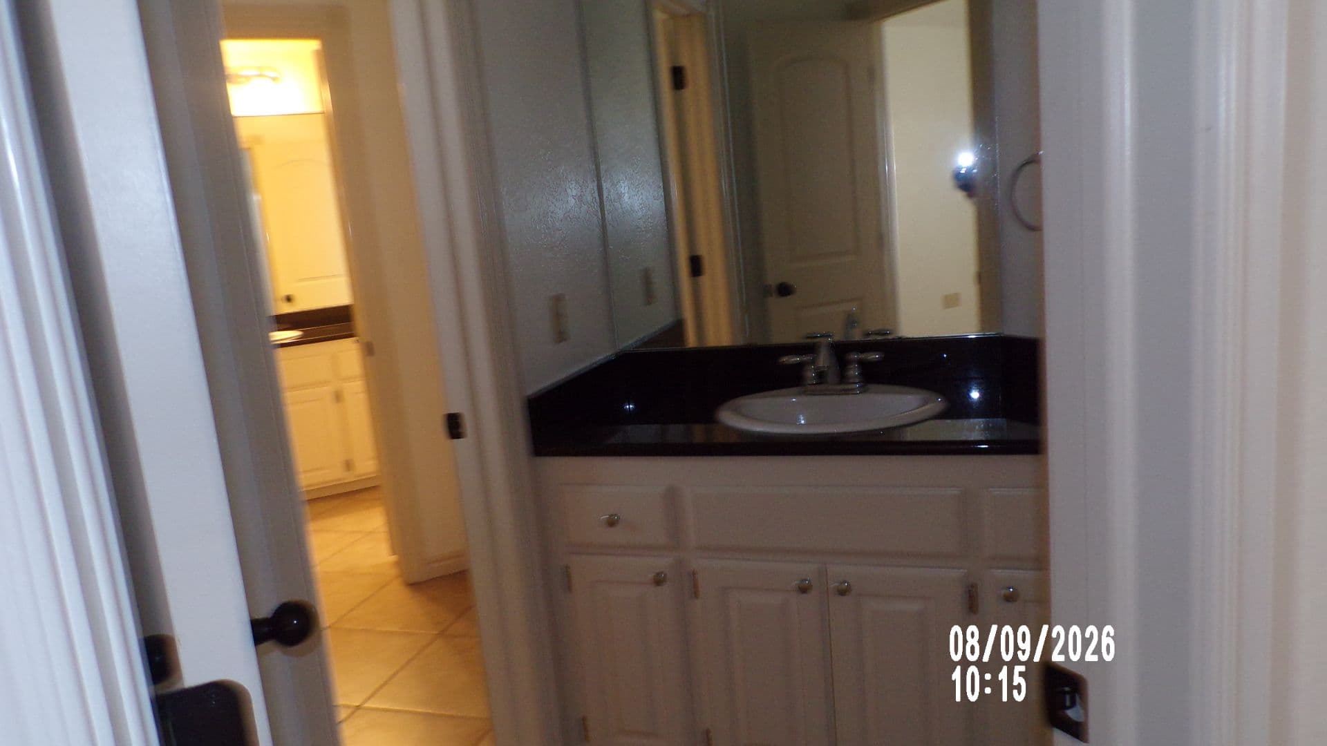 Lawton House: 114 NW Sandy Trail Circle