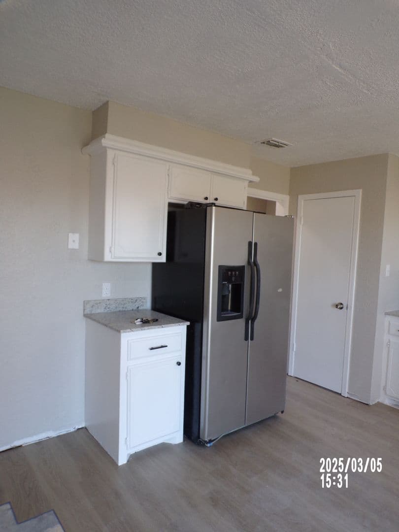 Lawton House: 2606 NE Lake Ave