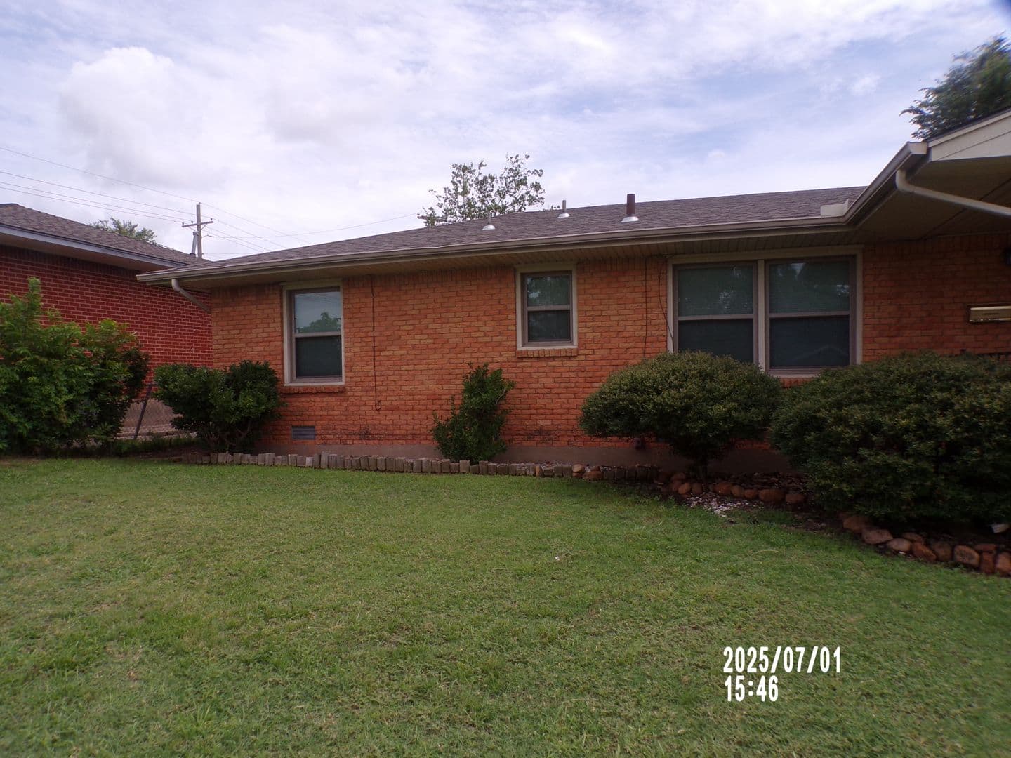 Lawton House: 3804 NW Bell Avenue