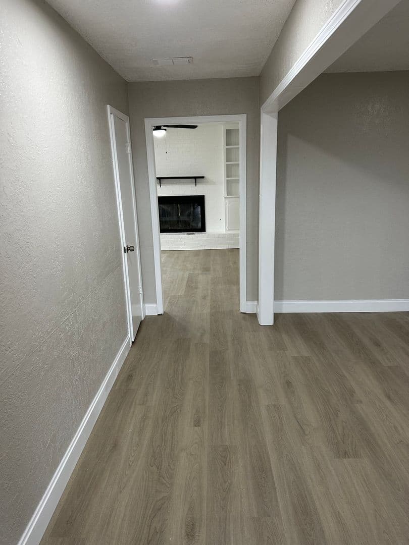 Lawton House: 2606 NE Lake Ave