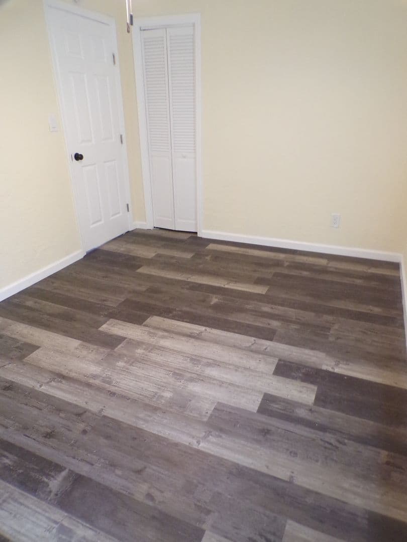 Lawton House: 105 SW 19th Street
