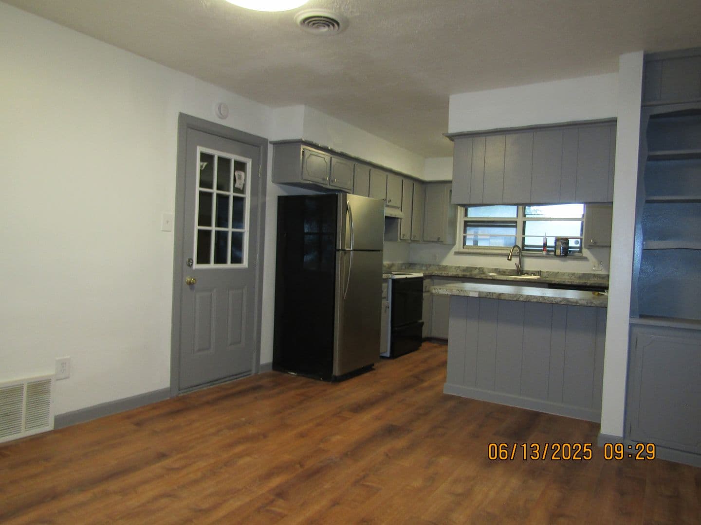 Lawton House: 1329 SE Clover Lane