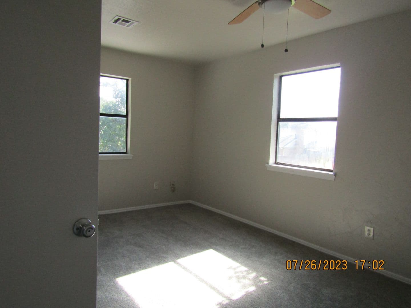 Lawton House: 5406-B NW Sir Brian Ave.