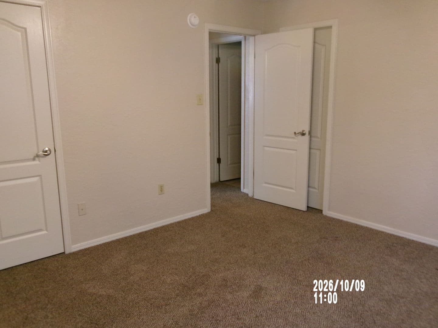 Lawton Apartment: 1420 NW Hunter RD