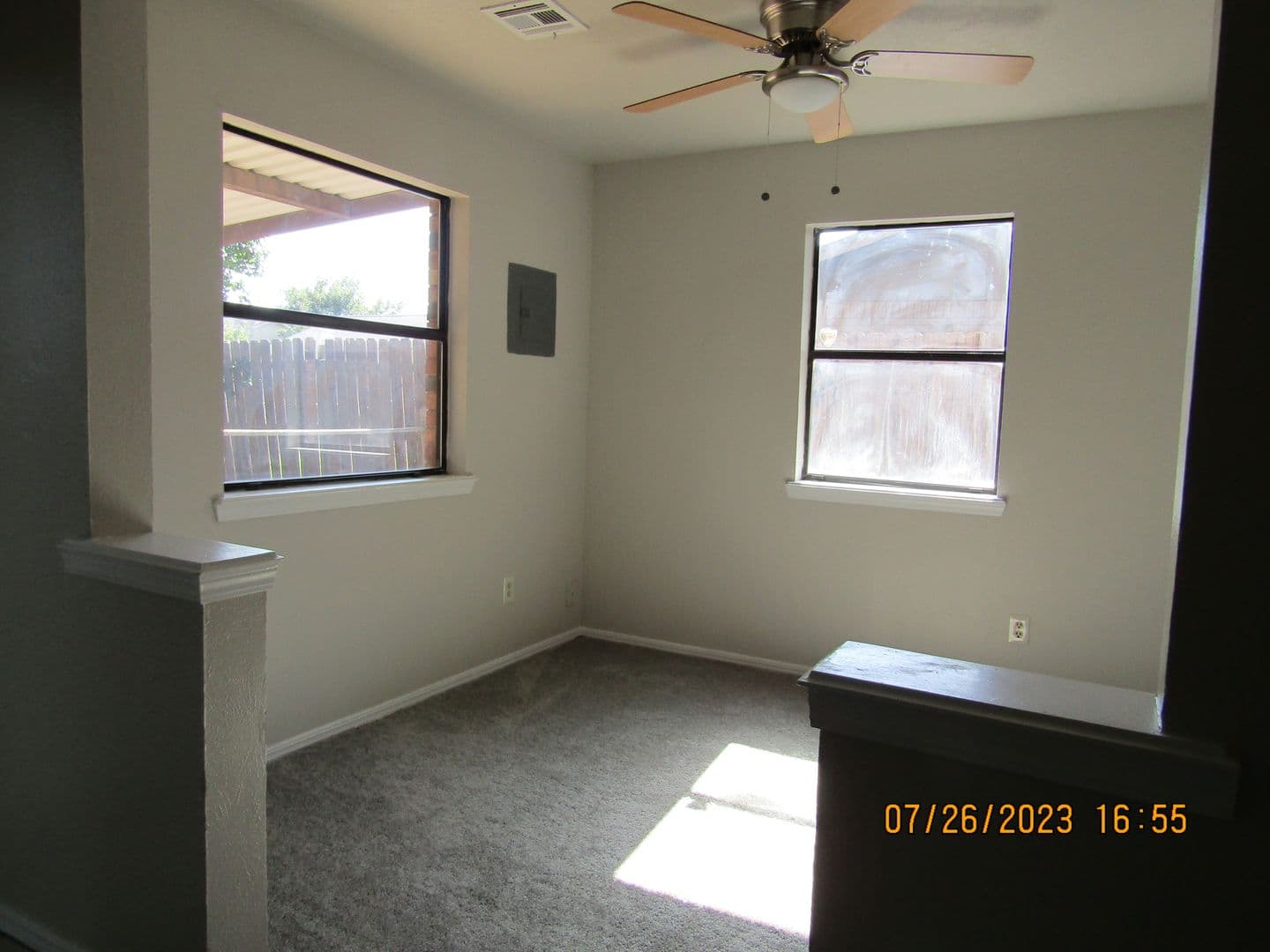 Lawton House: 5406-B NW Sir Brian Ave.