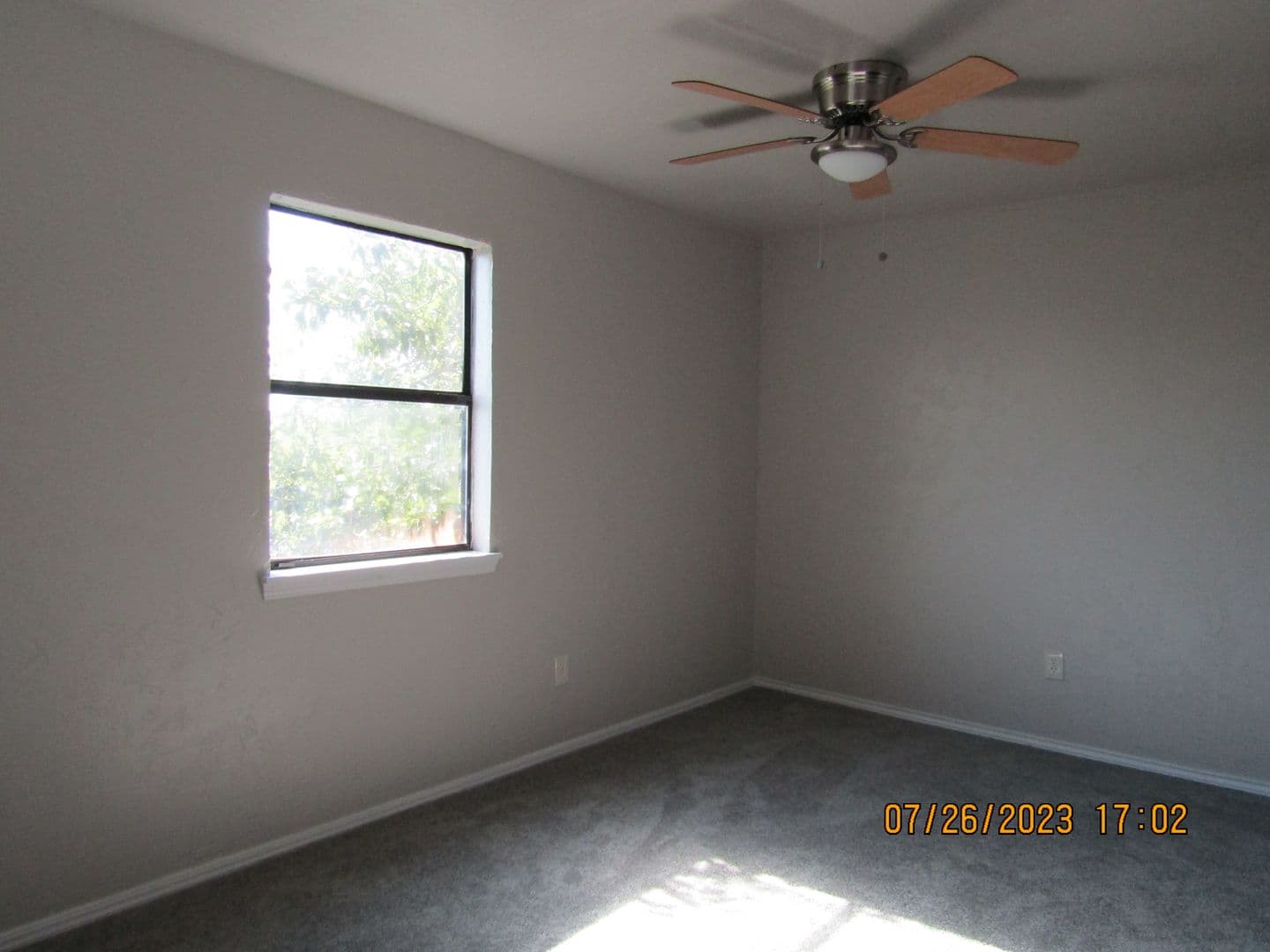 Lawton House: 5406-B NW Sir Brian Ave.