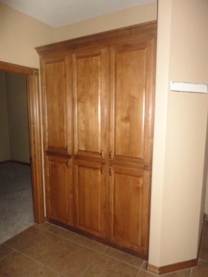 Elgin House: 6611 NE Watts Rd
