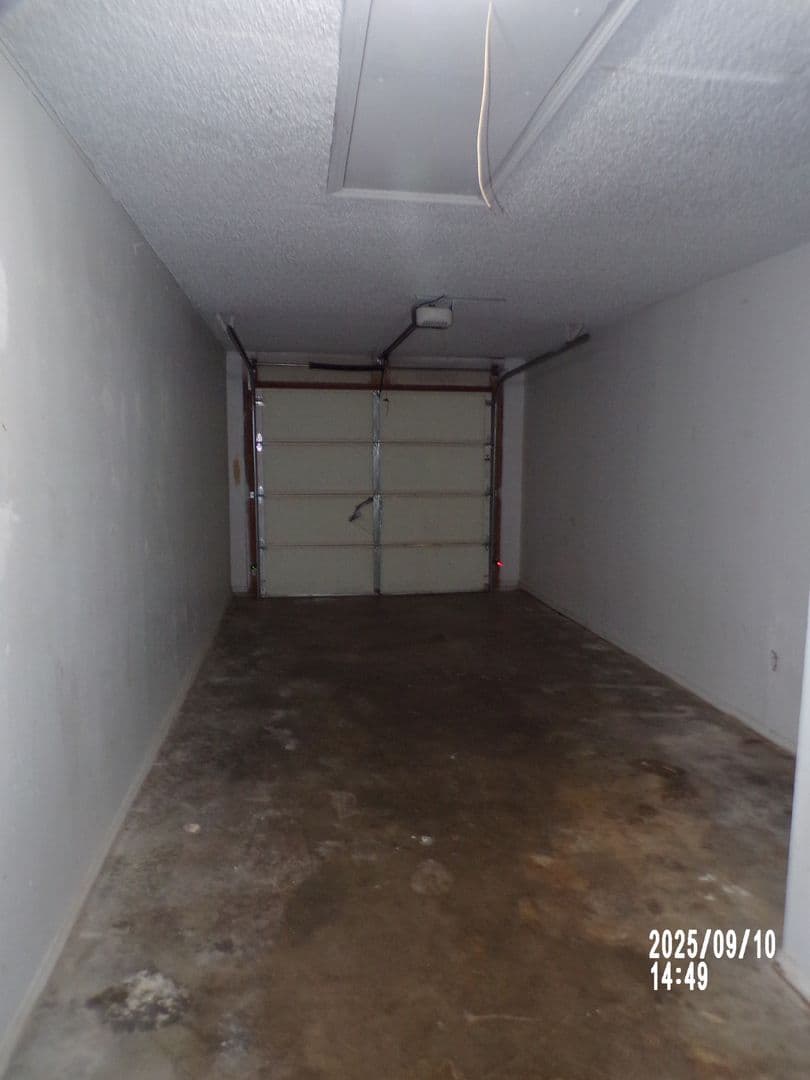 Lawton House: 4210 SW Summit Avenue