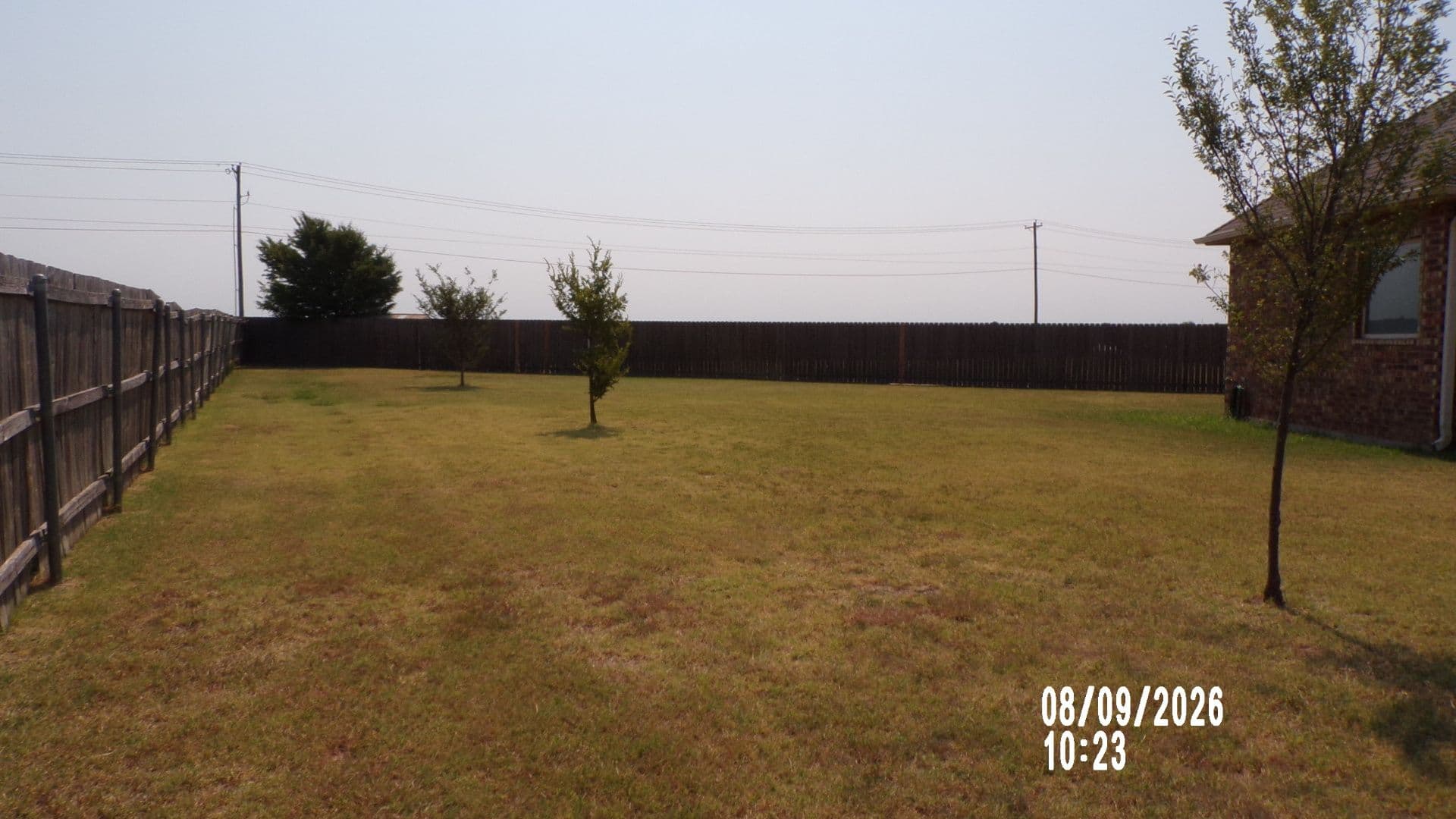 Lawton House: 114 NW Sandy Trail Circle