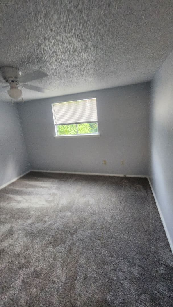 Lawton House: 5519 NW Eisenhower DR