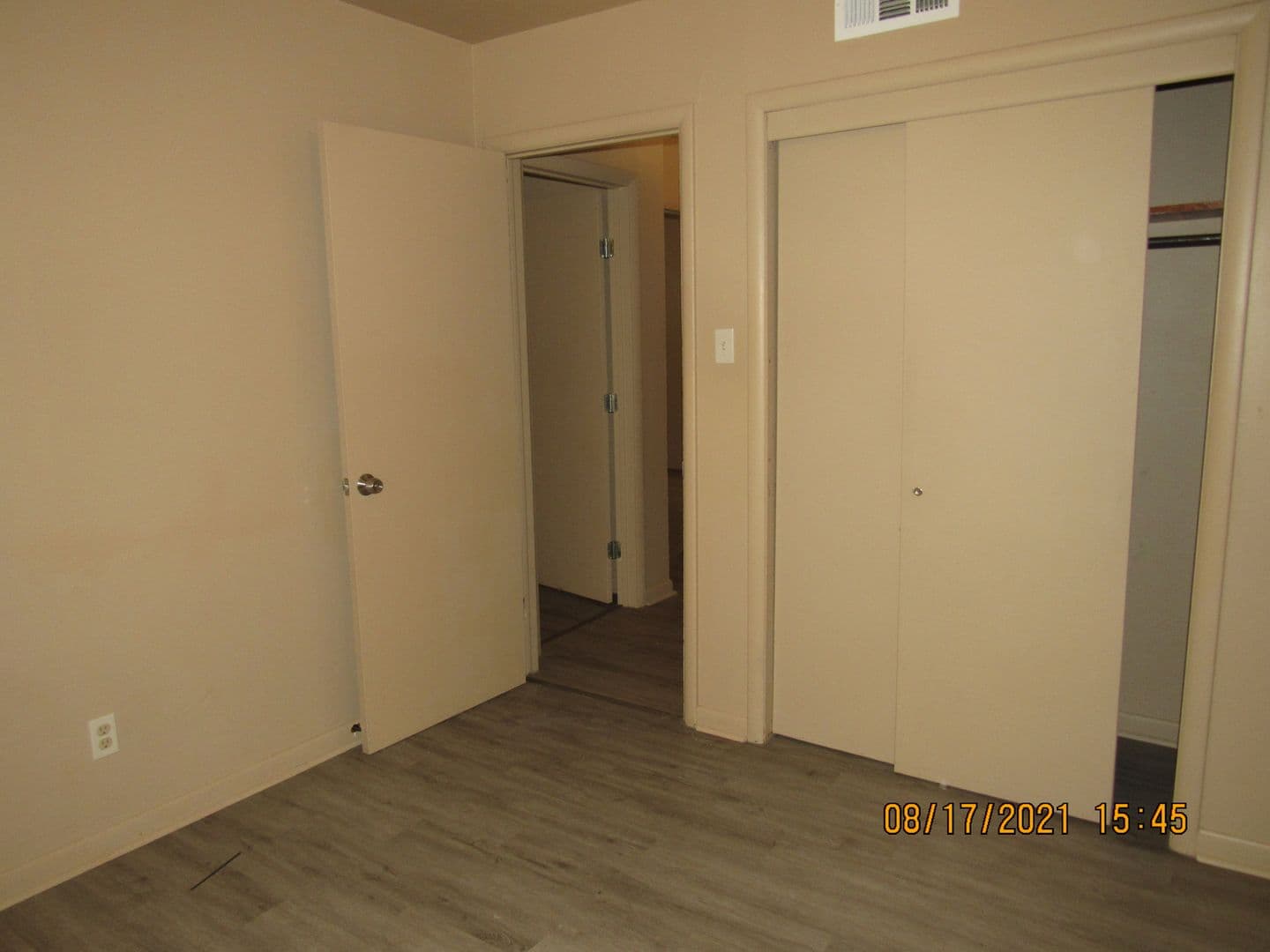 Lawton House: 3802 NW Dearborn AVenue