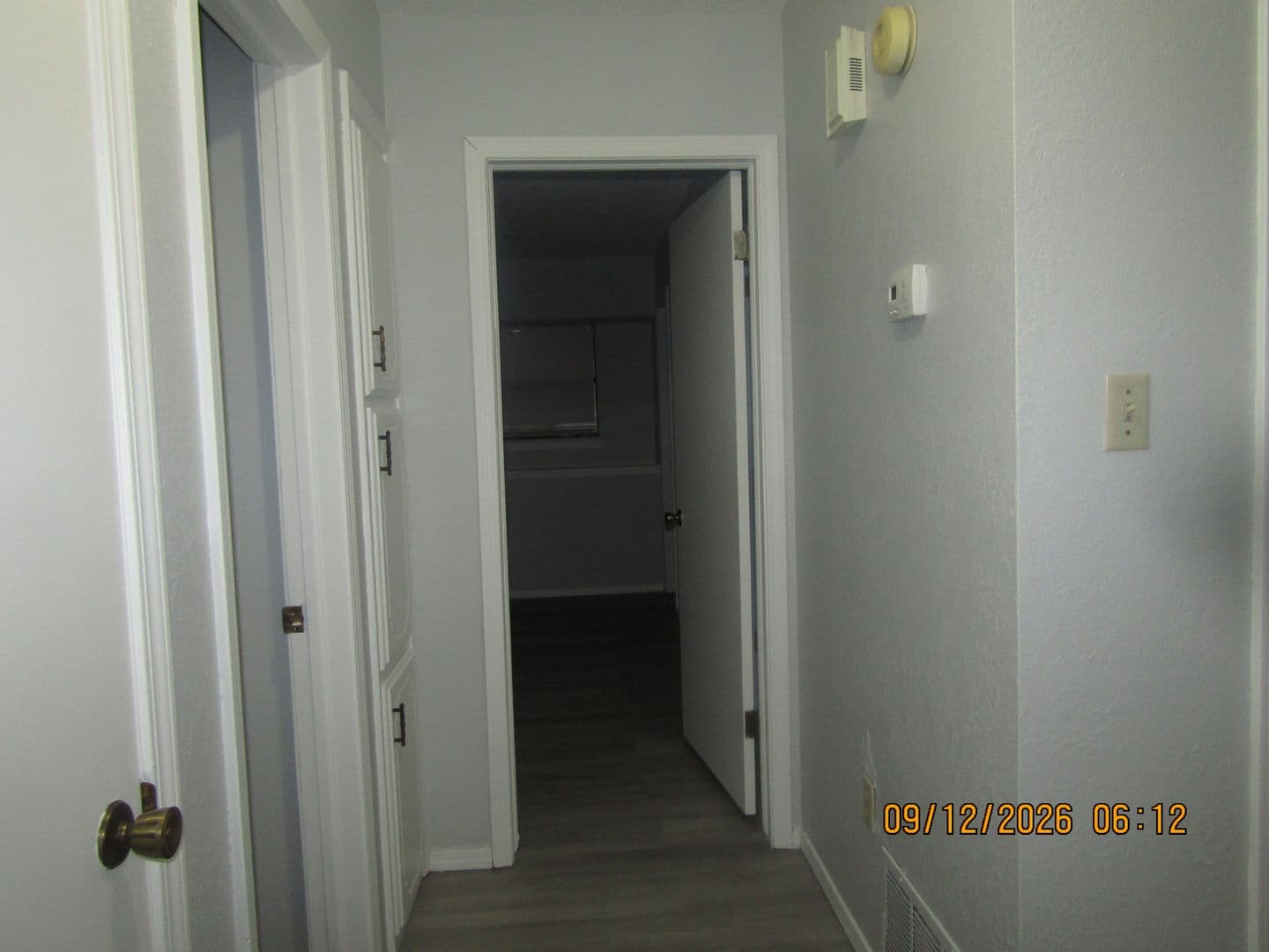 Lawton House: 319 NE Skyline Circle