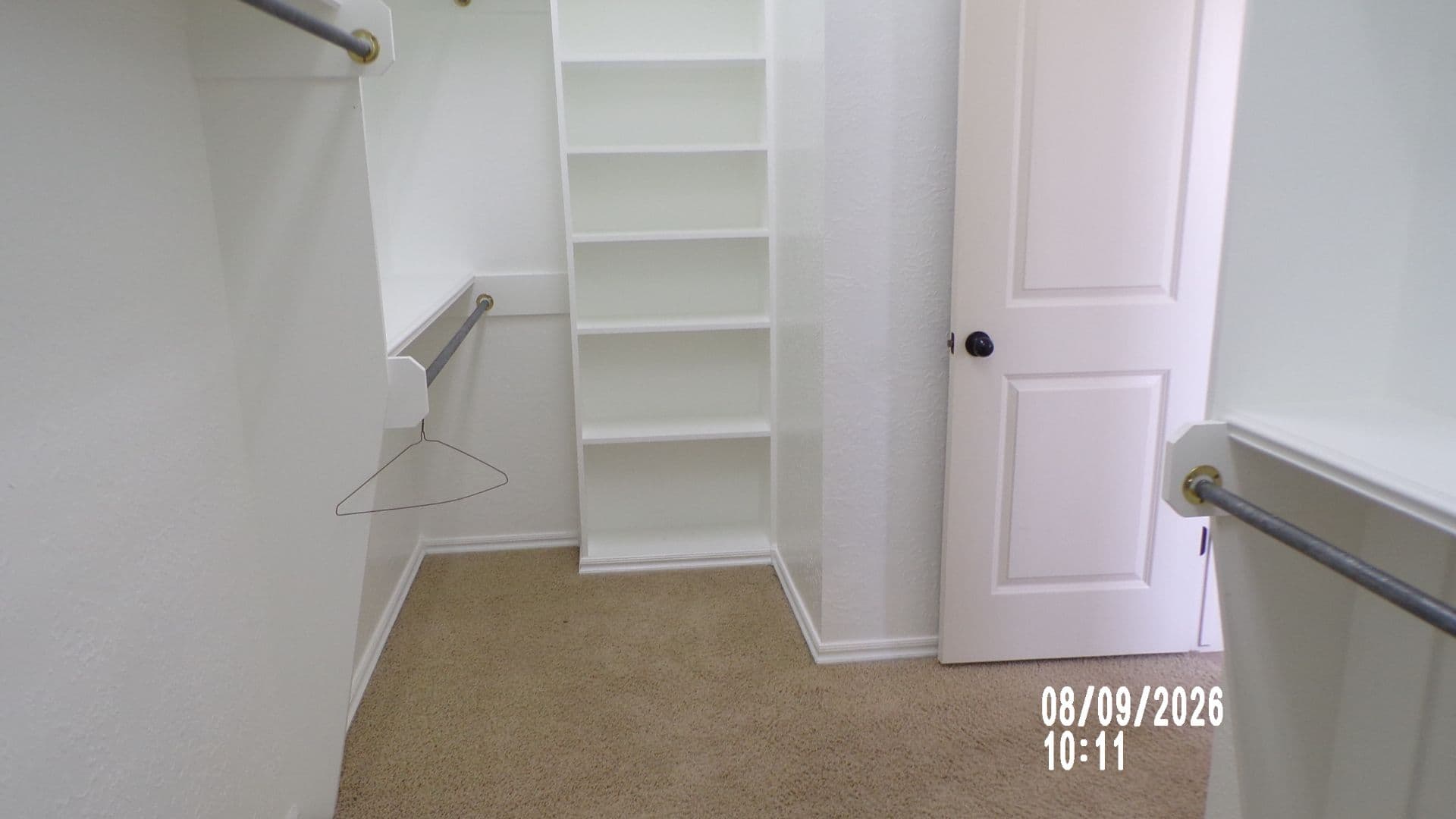 Lawton House: 114 NW Sandy Trail Circle