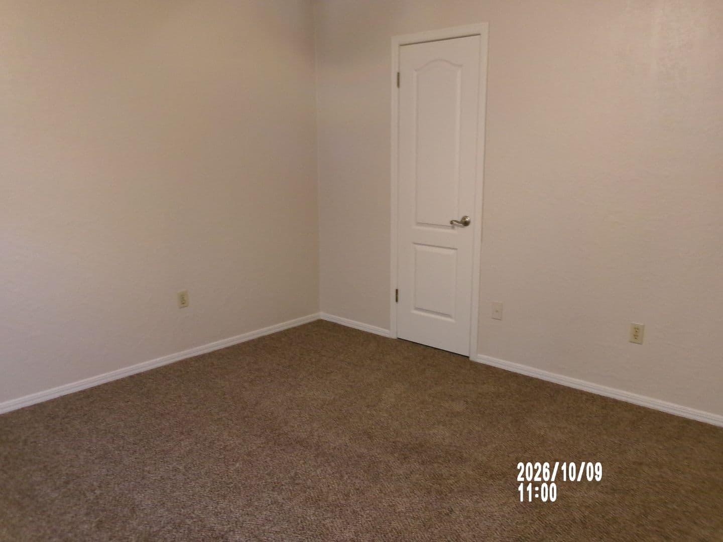Lawton Apartment: 1420 NW Hunter RD