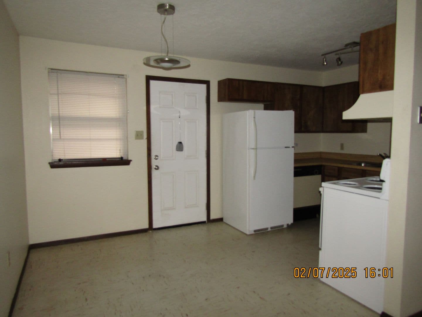 Lawton House: 7914 NW Crossland Circle