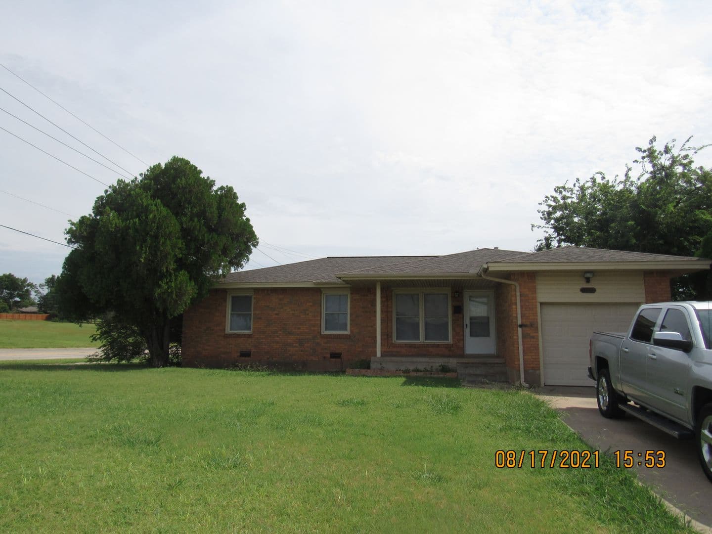 Lawton House: 3802 NW Dearborn AVenue