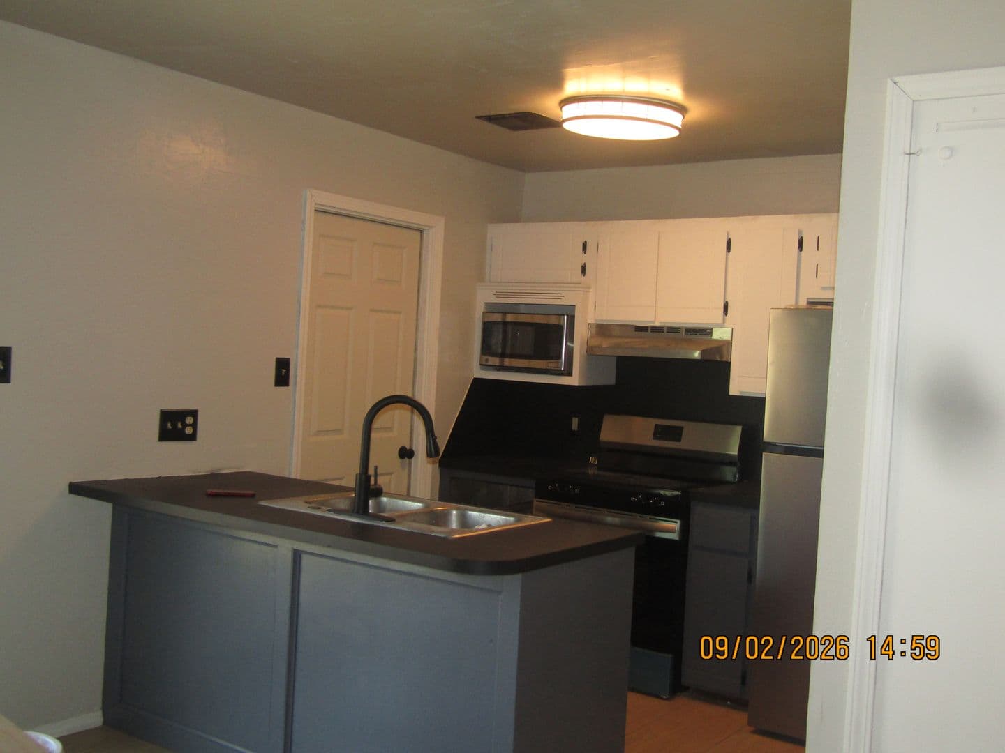 LAWTON House: 3811 SW ROLLING HILLS