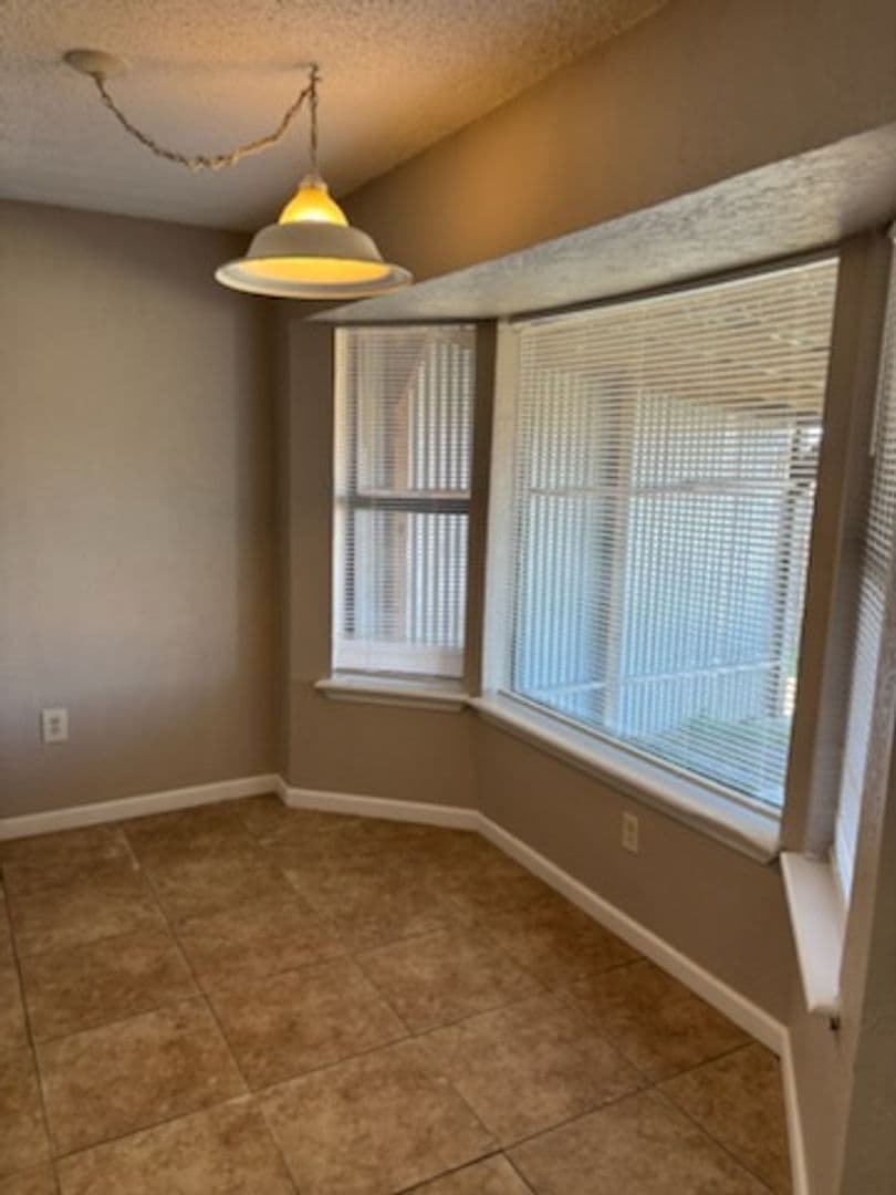 Lawton House: 2606 NE Euclid Ave