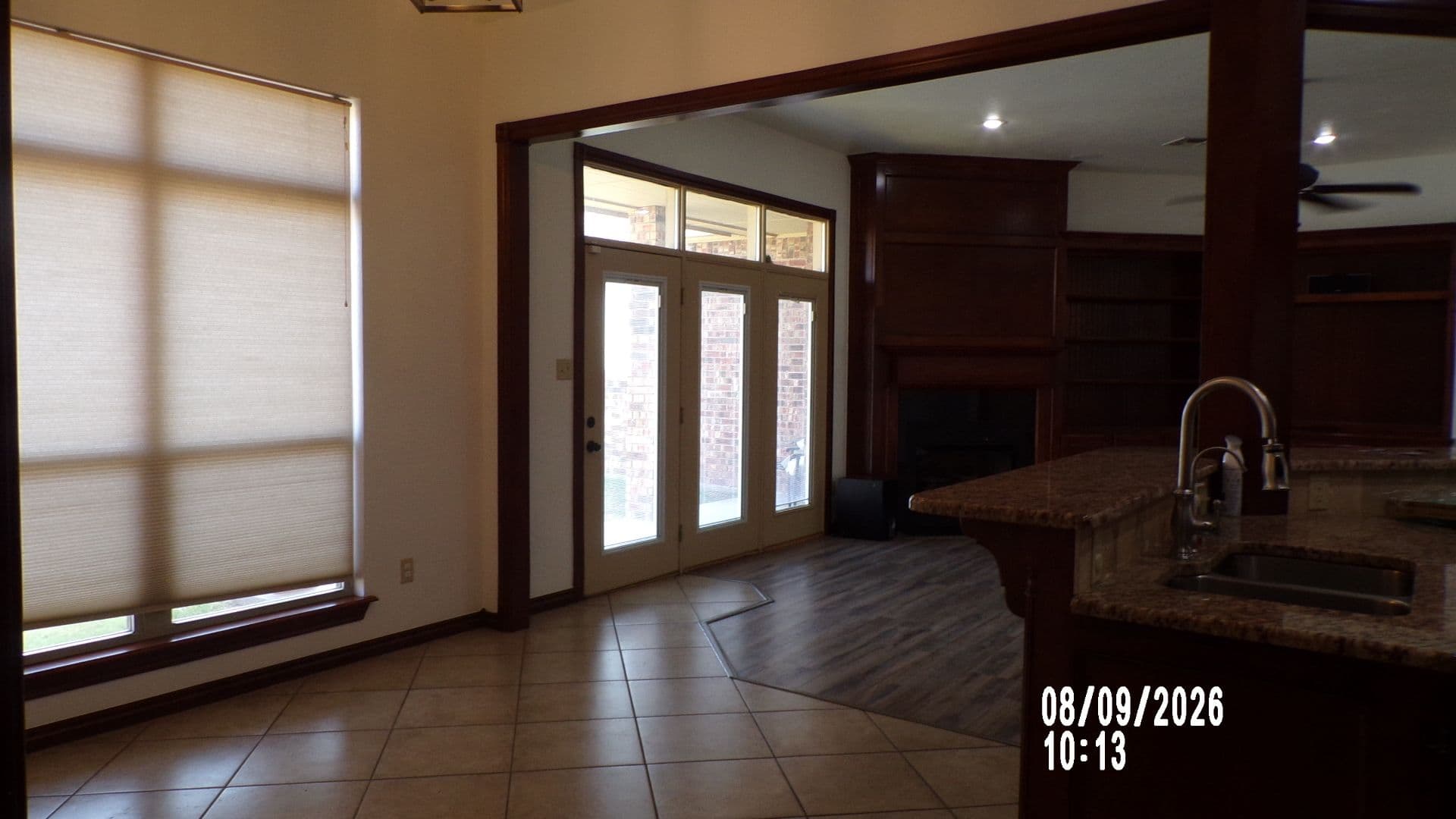 Lawton House: 114 NW Sandy Trail Circle