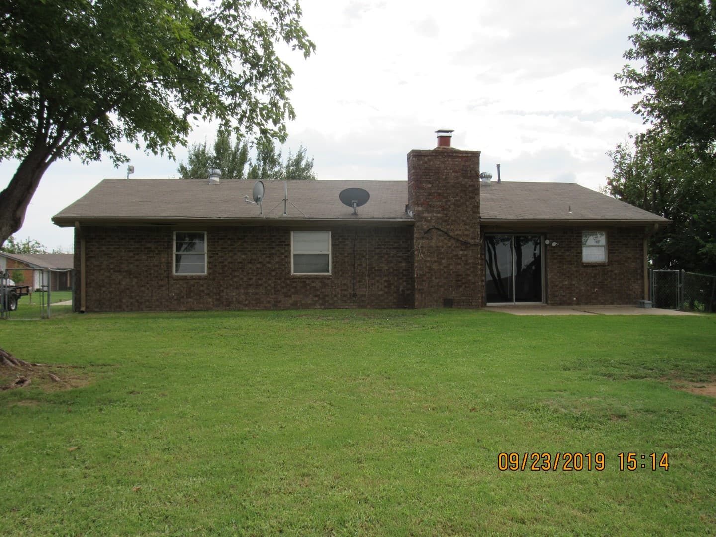 Lawton House: 2606 NE Lake Ave