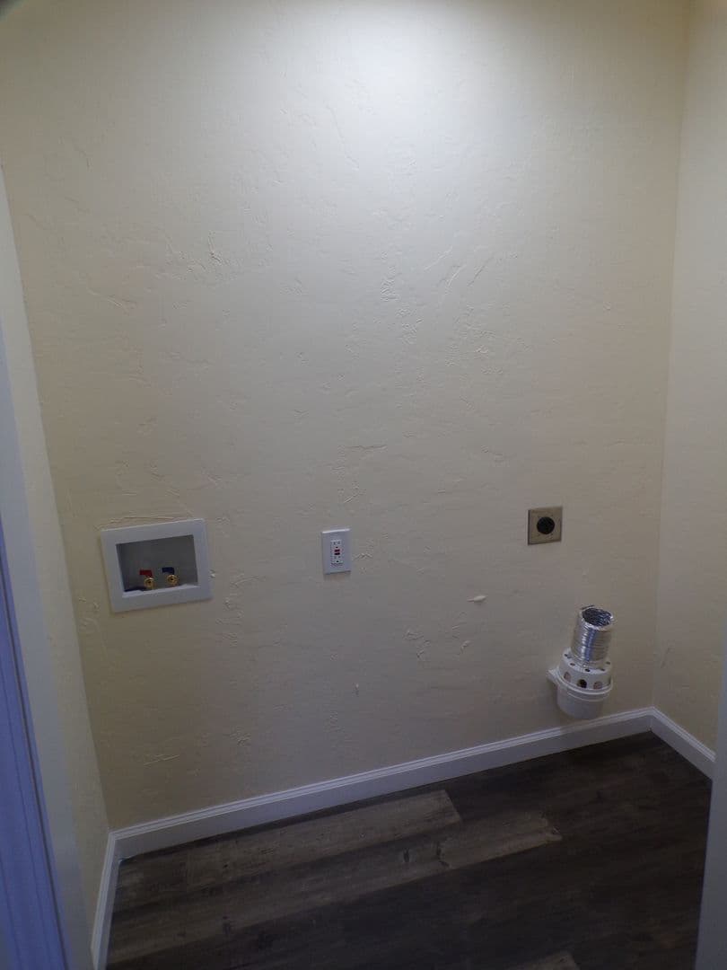 Lawton House: 105 SW 19th Street