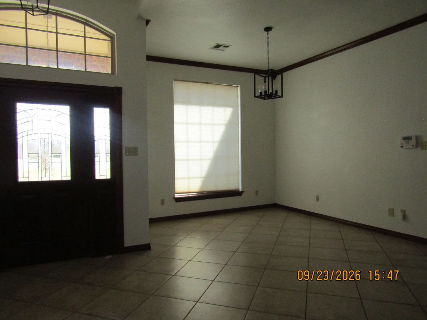 Lawton House: 114 NW Sandy Trail Circle