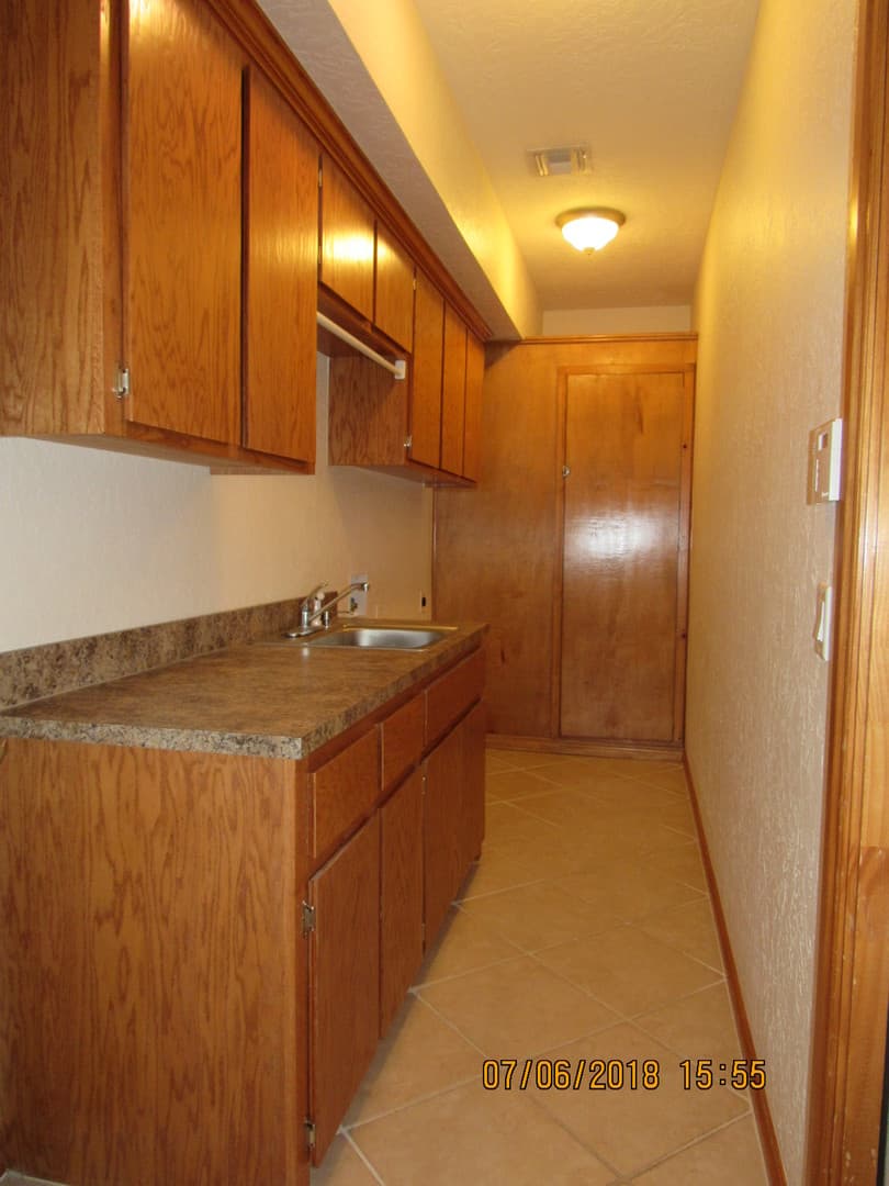 Lawton House: 6904 NW Maple Drive