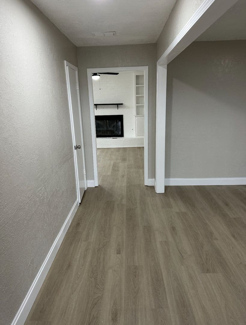 Lawton House: 2606 NE Lake Ave