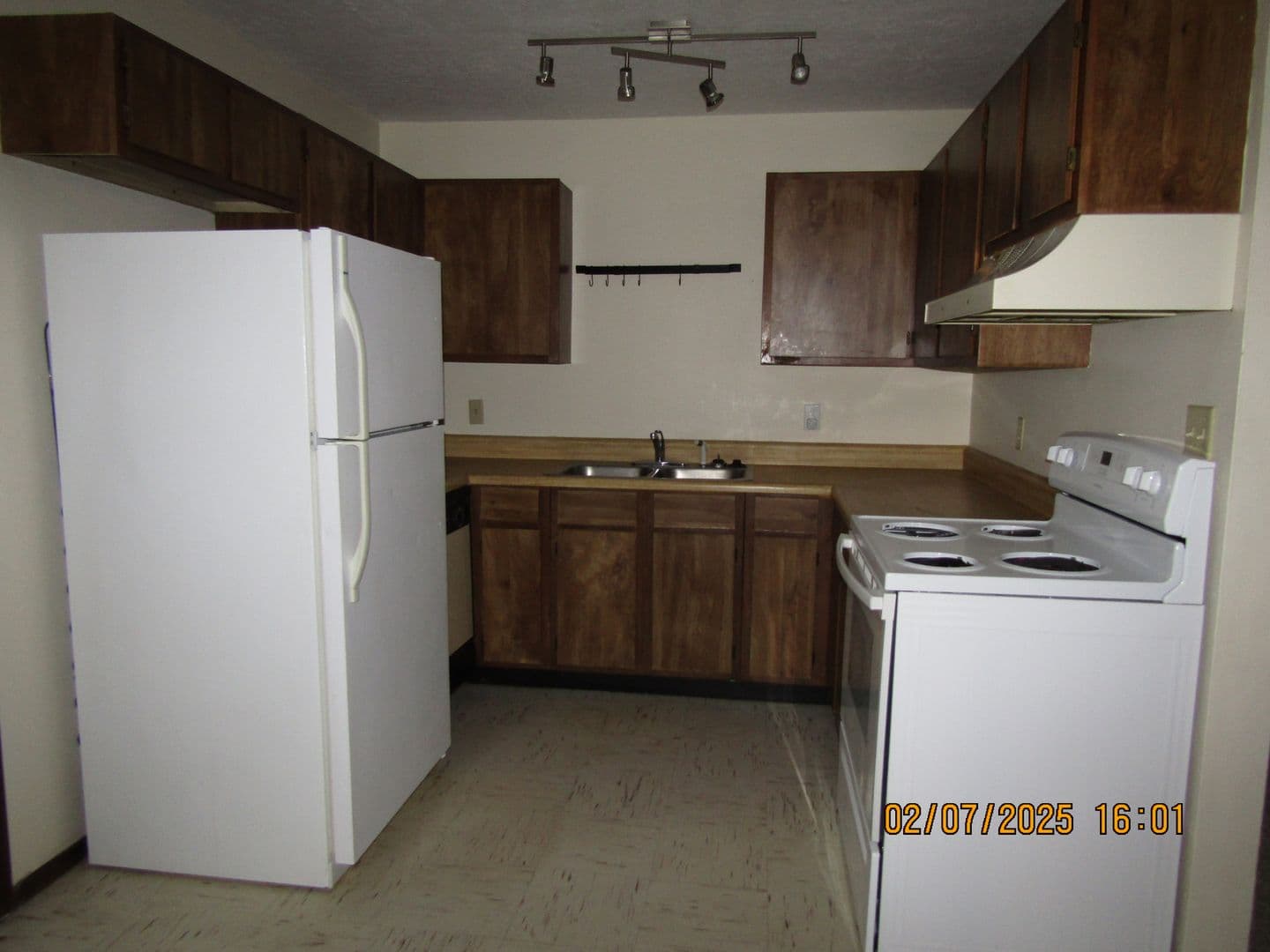 Lawton House: 7914 NW Crossland Circle