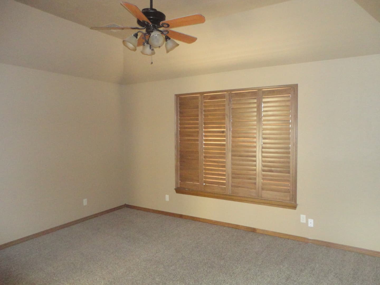Elgin House: 6611 NE Watts Rd