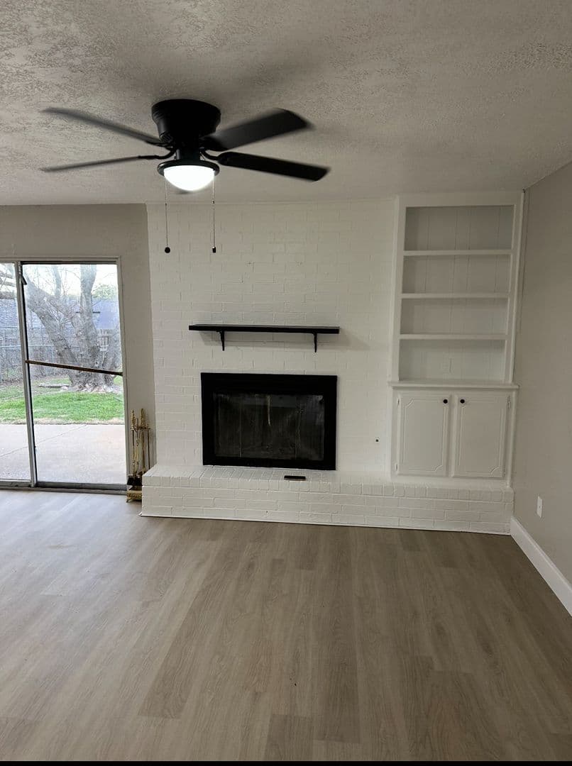 Lawton House: 2606 NE Lake Ave