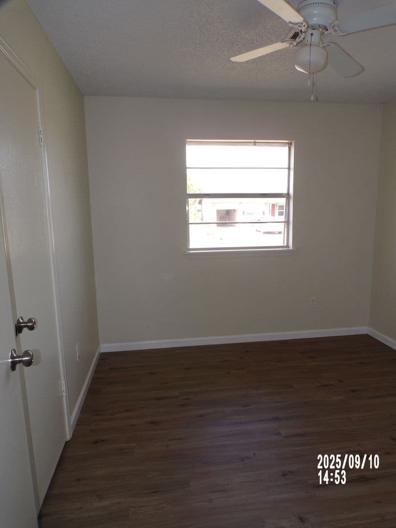 Lawton House: 4210 SW Summit Avenue