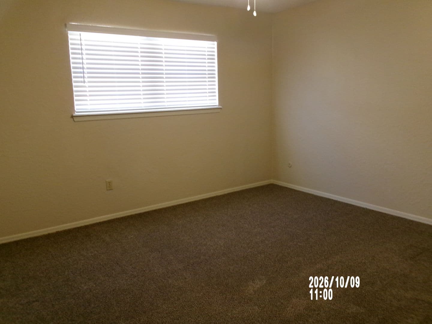 Lawton Apartment: 1420 NW Hunter RD