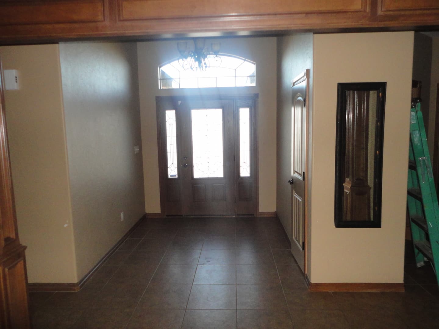 Elgin House: 6611 NE Watts Rd
