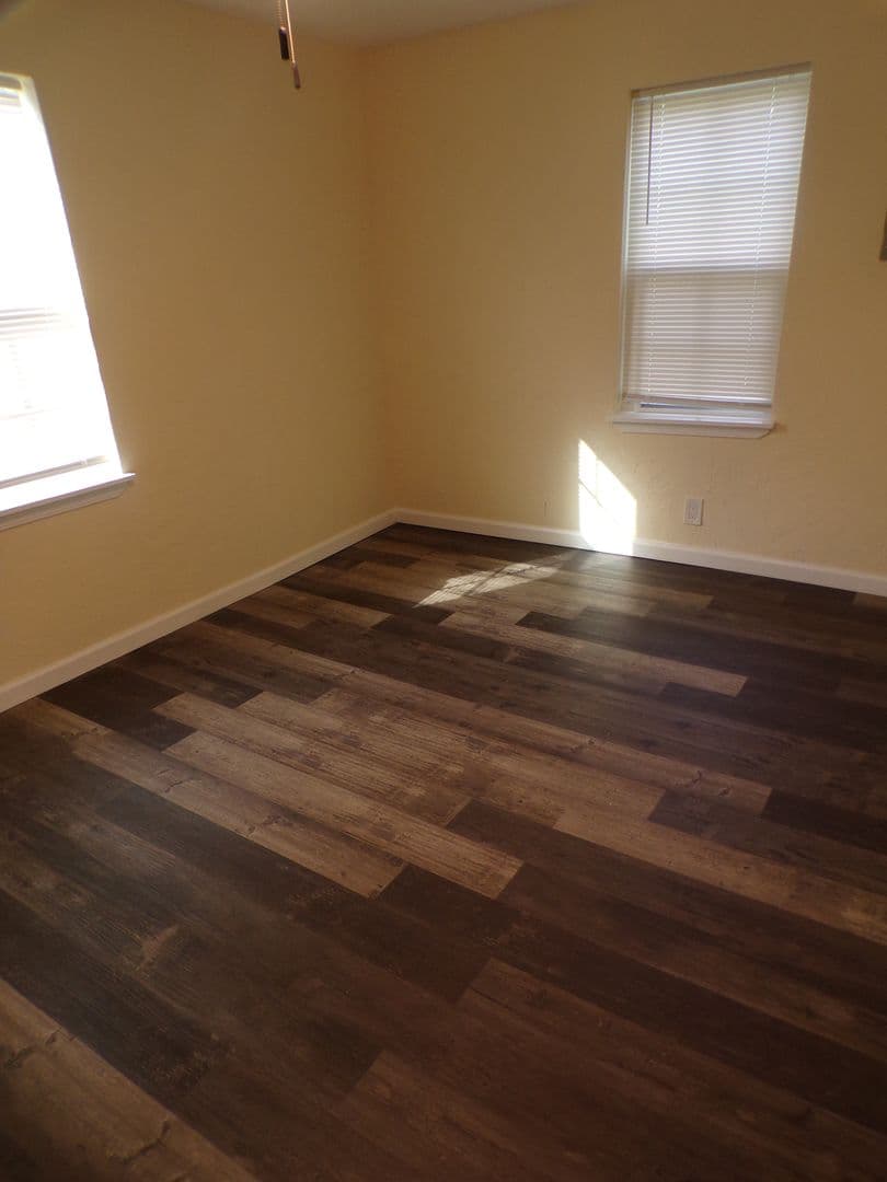 Lawton House: 105 SW 19th Street