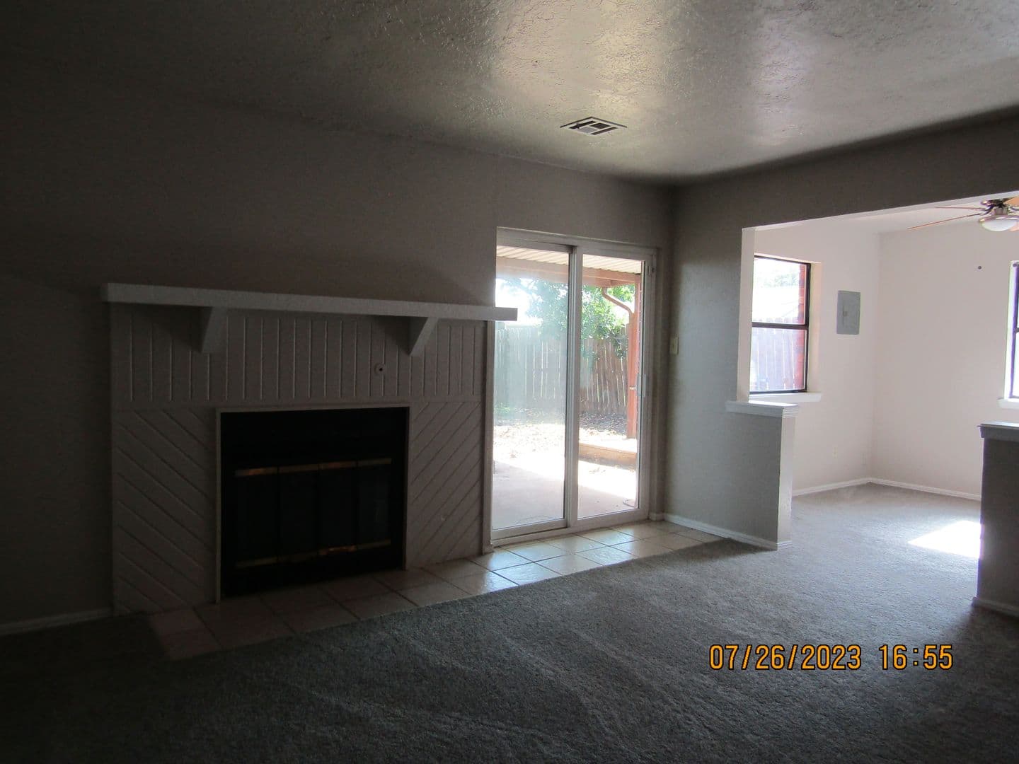 Lawton House: 5406-B NW Sir Brian Ave.