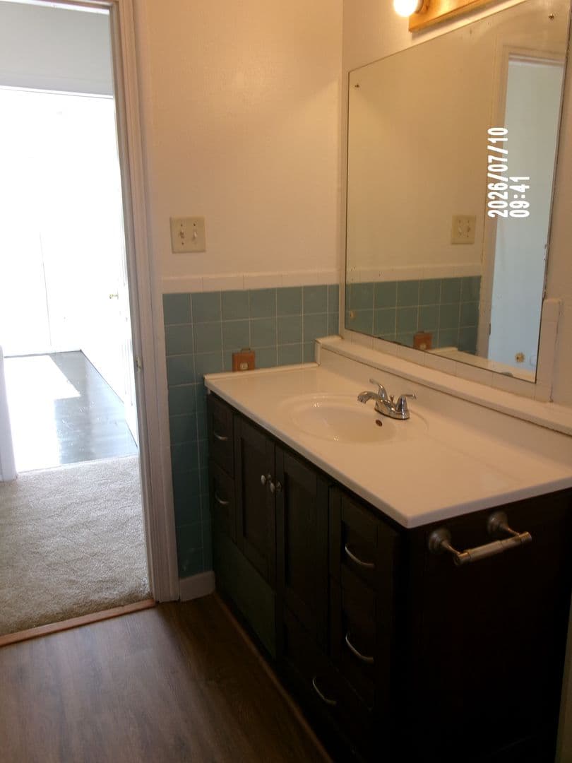 Lawton House: 1024 SW 42nd Street