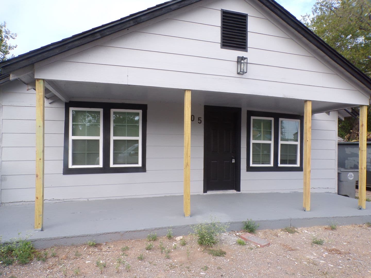 Lawton House: 105 SW 19th Street