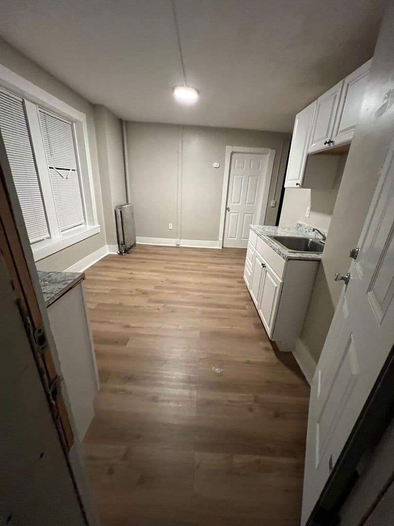 Springfield Apartment: 529 Union Street