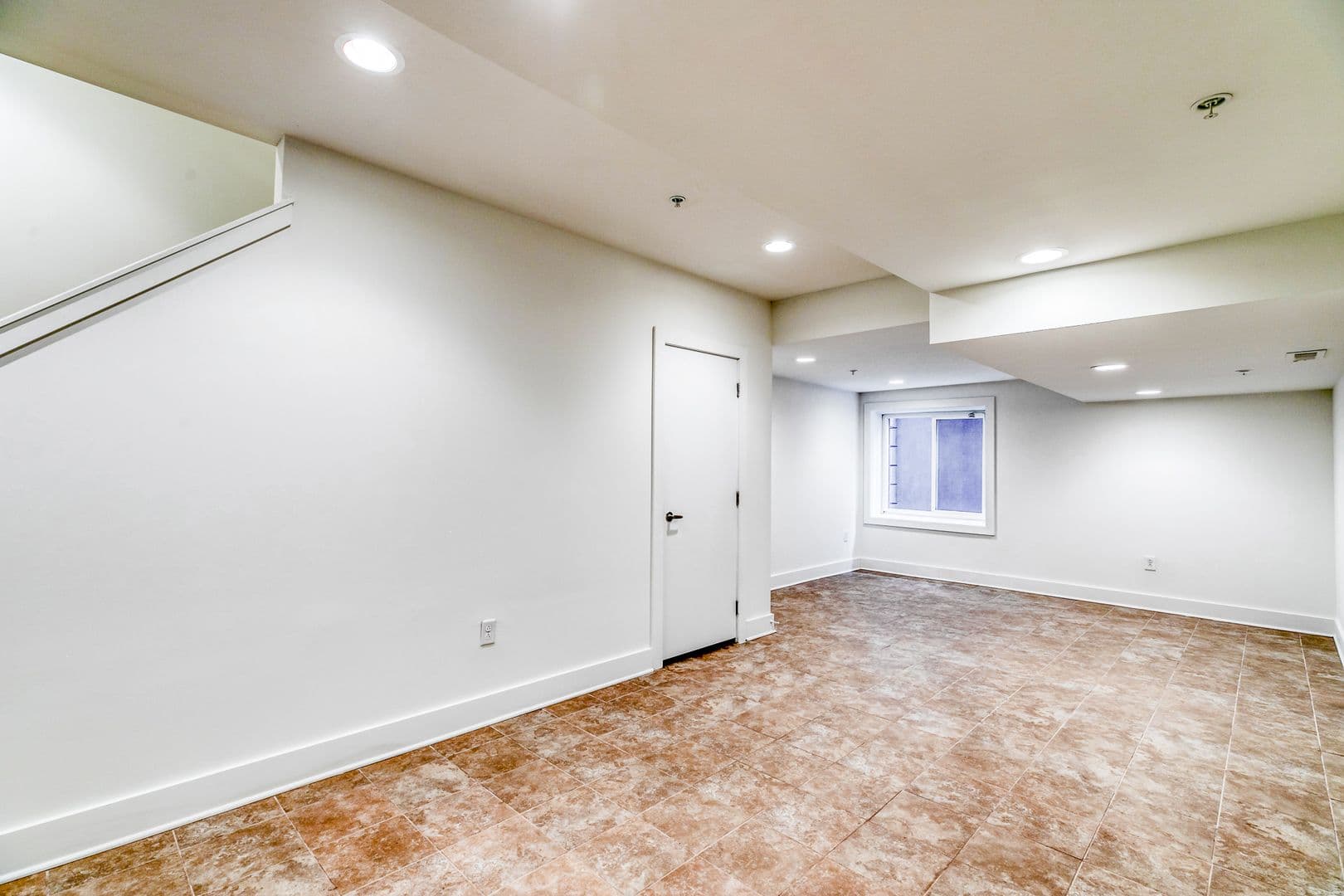 Philadelphia House: 919 N 5th St #7