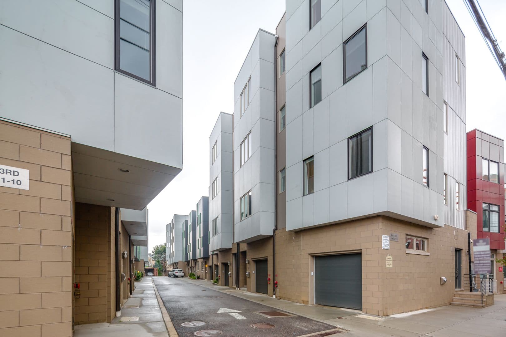 Philadelphia House: 826 N 3rd Street #2