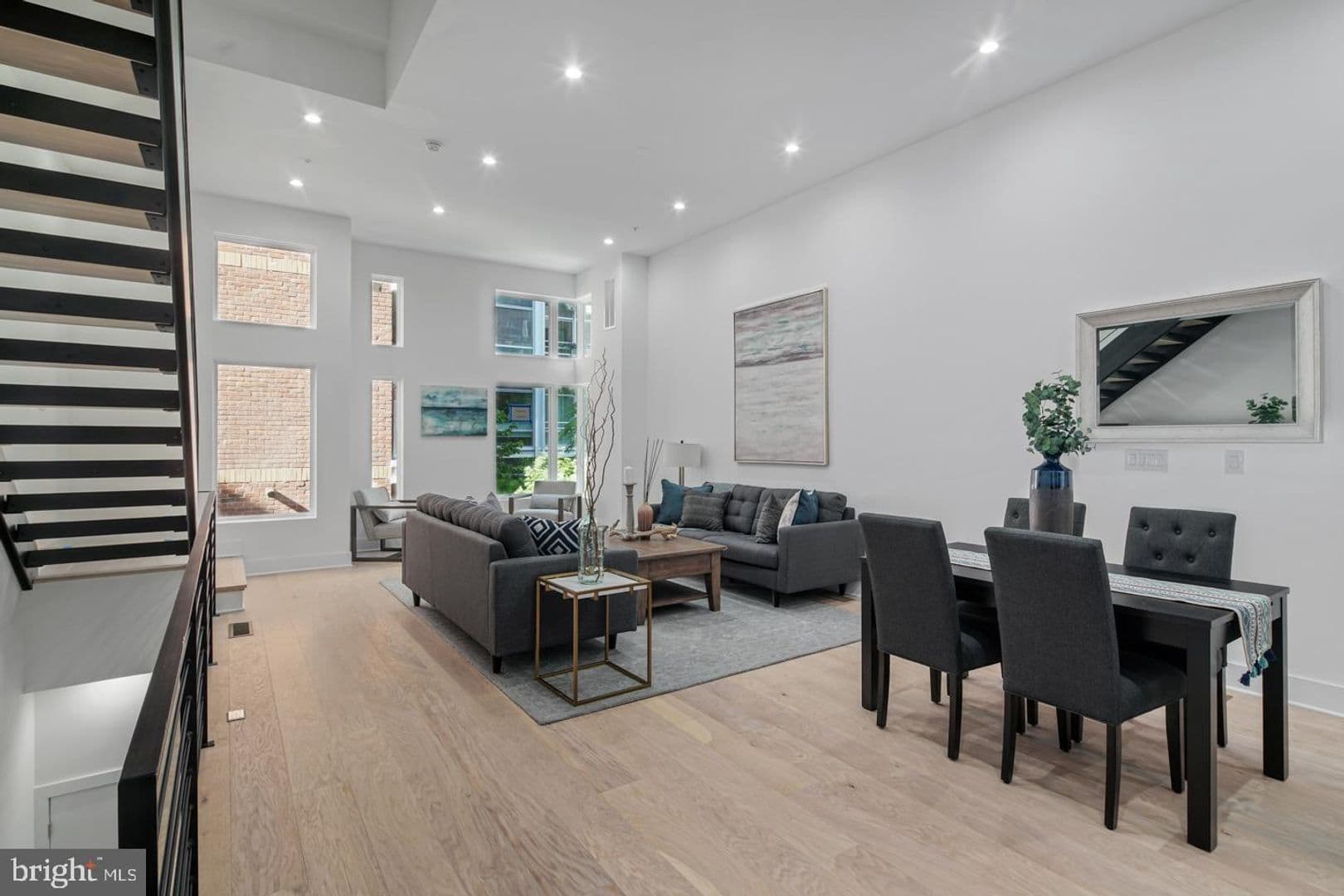 Philadelphia House: 108 Black Horse Alley