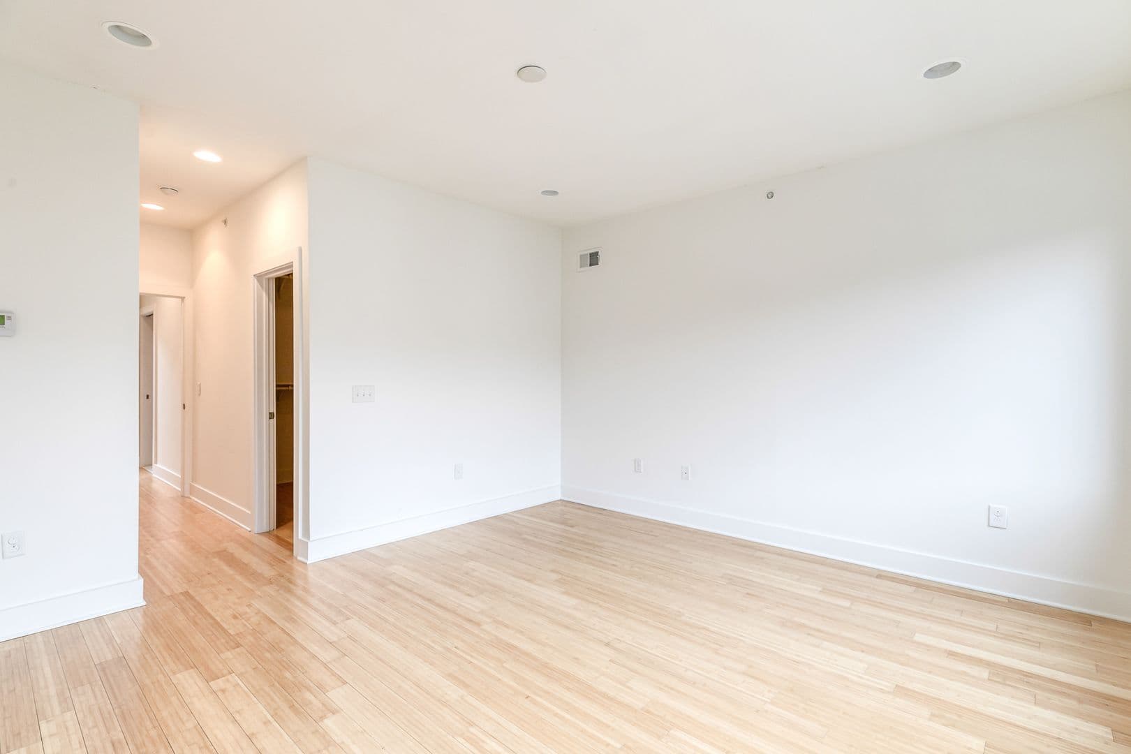 Philadelphia House: 919 N 5th St #7