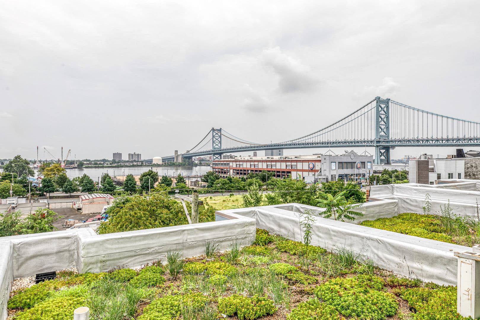 Philadelphia House: 412 N Front Street #15