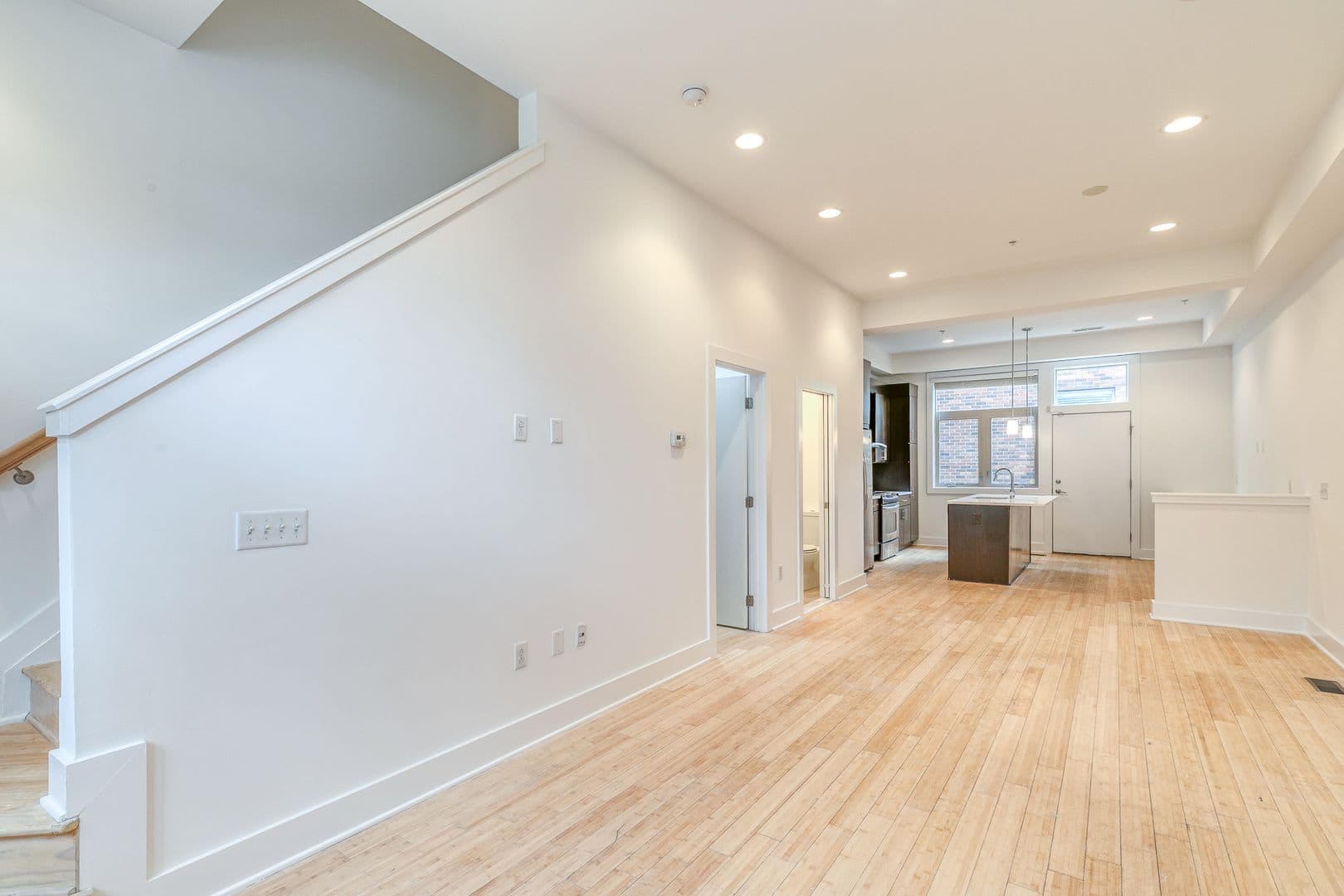 Philadelphia House: 412 N Front Street #15